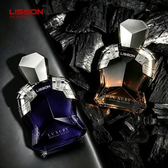 Frasco de perfume de vidrio estilo armadura personalizado con diseño de hombro chapado